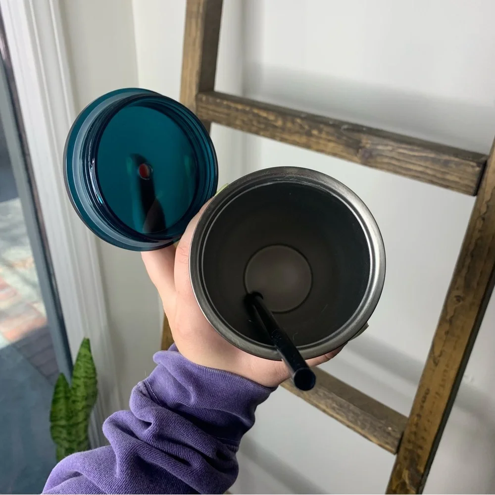 Starbucks Fall 2021 Starbucks Deep Ombre Scalloped Metal Tumbler